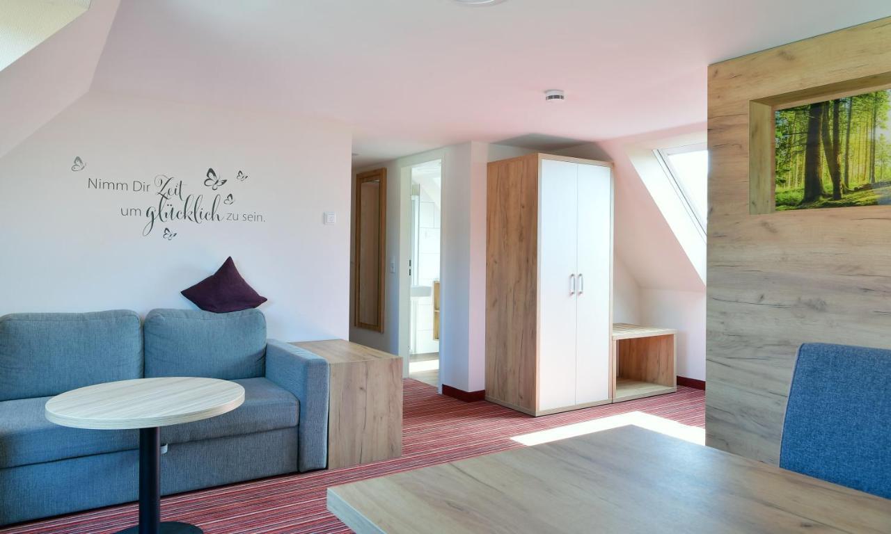 Familienhotel "Rhoen Feeling" Bernshausen Exterior photo
